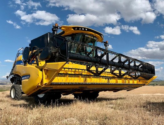 ITT CM93: Proceso de entrega de Cosechadora New Holland CX.5.90