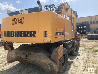 Wheeled excavator Liebherr A914 - 4