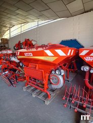 Fertiliser spreader Solà AURA 3215 TOLVA 2000 - 1