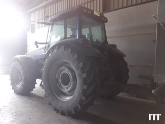 Farm tractor Valtra T190 - 3