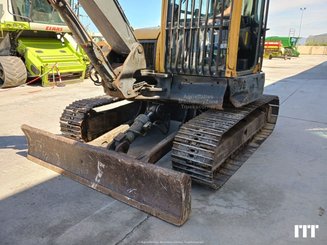 Crawler excavator Volvo ECR88 - 2