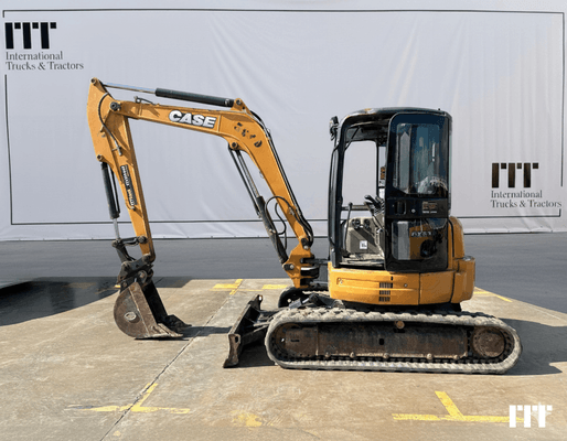 Crawler excavator Case CX55 B - 1