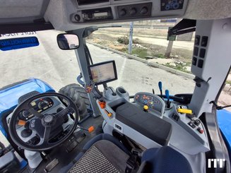 Farm tractor New Holland T5.130 AC - 15