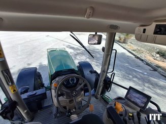 Farm tractor John Deere 6155 M - 7