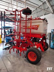 Precision seeder Solà ARES 2713 600/37 - 2