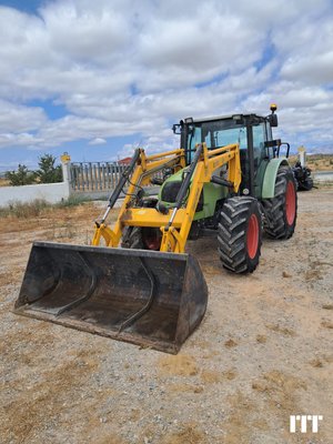 Farm tractor Claas CELTIS 436 - 1