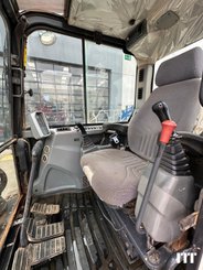 Crawler excavator Bobcat E60 - 7