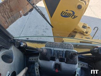 Backhoe Komatsu WB97R - 8