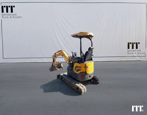 Crawler excavator Hyundai ROBEX 17Z-9A - 1