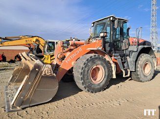 Wheel loader Hitachi ZW220 - 1