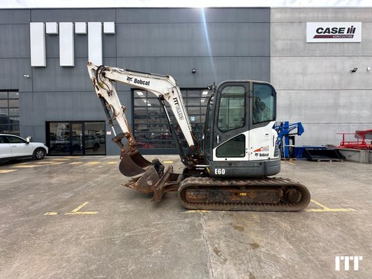 Crawler excavator Bobcat E60 - 1