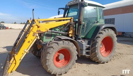 Farm tractor Fendt 415 - 17