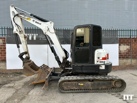 Mini excavator Bobcat E50 - 1