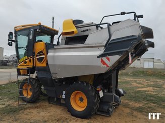 Grape harvesting machine Pellenc OPTIMUM 750 - 2