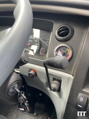 Bus/coach ISUZU Turquoise Nees - 11