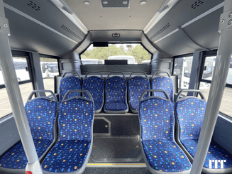 Bus/coach ISUZU Novociti Life  - 13