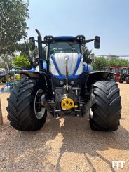 Farm tractor New Holland T7 270 AC BLUE POWER - 1