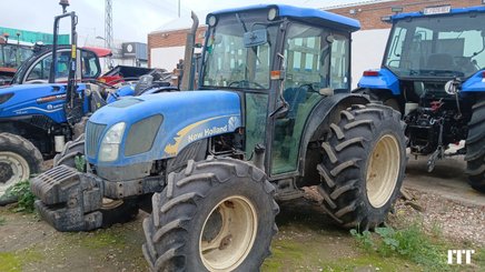 Farm tractor New Holland T4050 - 1