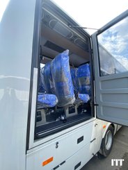 Bus/coach ISUZU Grand Toro - 9