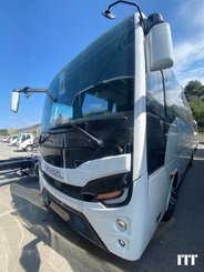 Bus/coach ISUZU Grand Toro - 1