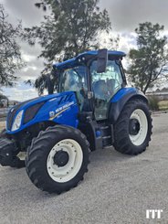 Farm tractor New Holland T5.130 AC - 2