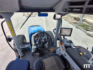 Farm tractor New Holland T5.130 AC - 13