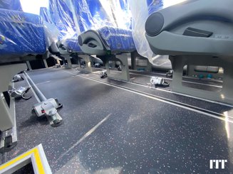 Bus/coach ISUZU Grand Toro - 25