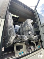 Bus/coach ISUZU Turquoise Nees - 18