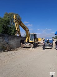 Wheeled excavator Komatsu PW200-7K - 2