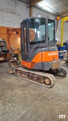 Mini excavator Hitachi ZX 30 U-2 - 2