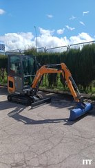 Mini excavator Case CX22D - 1