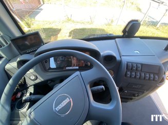 Bus/coach ISUZU Novo Nees - 11