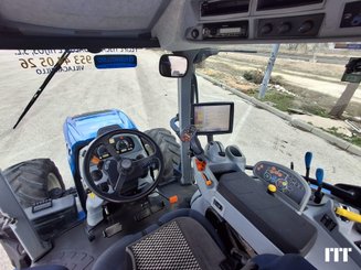 Farm tractor New Holland T5.130 AC - 16