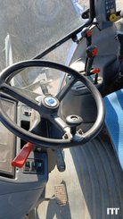 Farm tractor New Holland TS 100 - 4