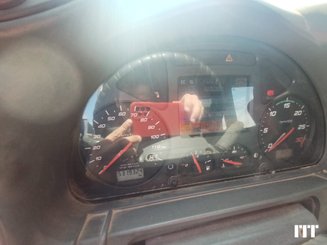 Truck Iveco Stralis 350 - 8