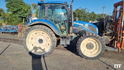 Farm tractor New Holland T5.115 DC 1.5 - 1