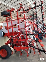Precision seeder Solà ARES 2713 600/37 - 4