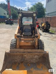 Mini track loader Case 1840 - 3