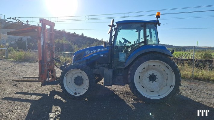 Farm tractor New Holland T5.115 DC 1.5 - 1