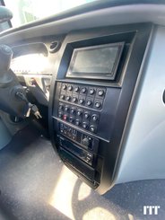 Bus/coach ISUZU Grand Toro - 14