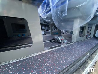 Bus/coach ISUZU Grand Toro - 19