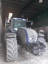 Farm tractor Valtra T190 - 4
