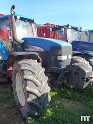 Farm tractor New Holland TM 175 - 2