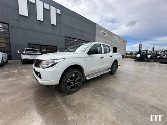 Car Mitsubishi L200 - 1
