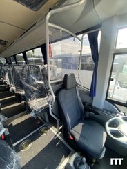 Bus/coach ISUZU Turquoise Nees - 8