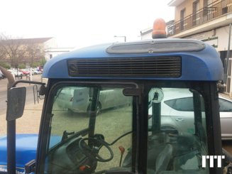Farm tractor New Holland TN 95F - 3