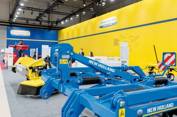New Holland previews a selection of its new agricultural implements offering at Agritechnica 2017
