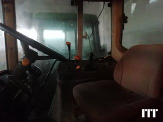 Farm tractor John Deere 6310 - 1