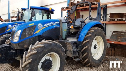 Farm tractor New Holland TD5.95 - 1
