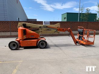 Platform JLG E450AJ - 4